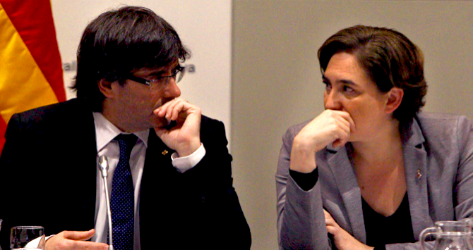 colau-puigdemont-pacto_10_670x355