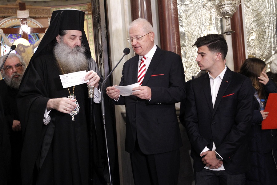 Ολυμπιακός και Ιερα Μητρόπολη Πειραιώς δίπλα στον συνάνθρωπο