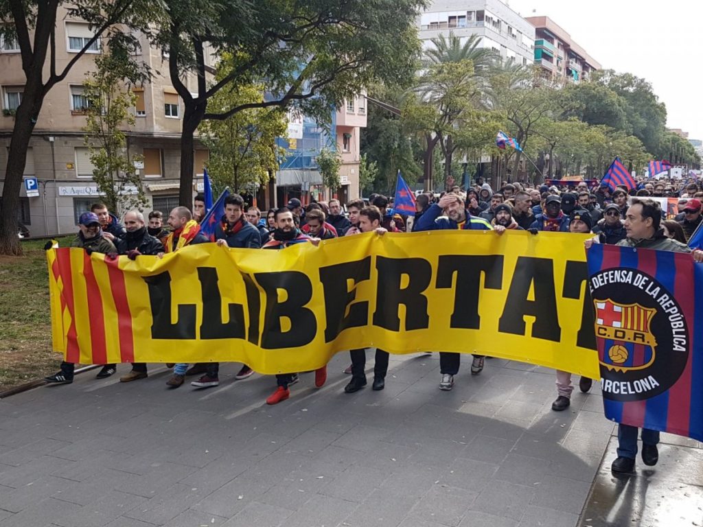 «Επιτροπή υπεράσπισης της δημοκρατίας» έφτιαξαν οι οπαδοί της Μπαρσελόνα