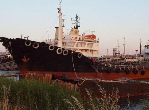 Στήνεται ξανά το γαϊτανάκι της σκευωρίας