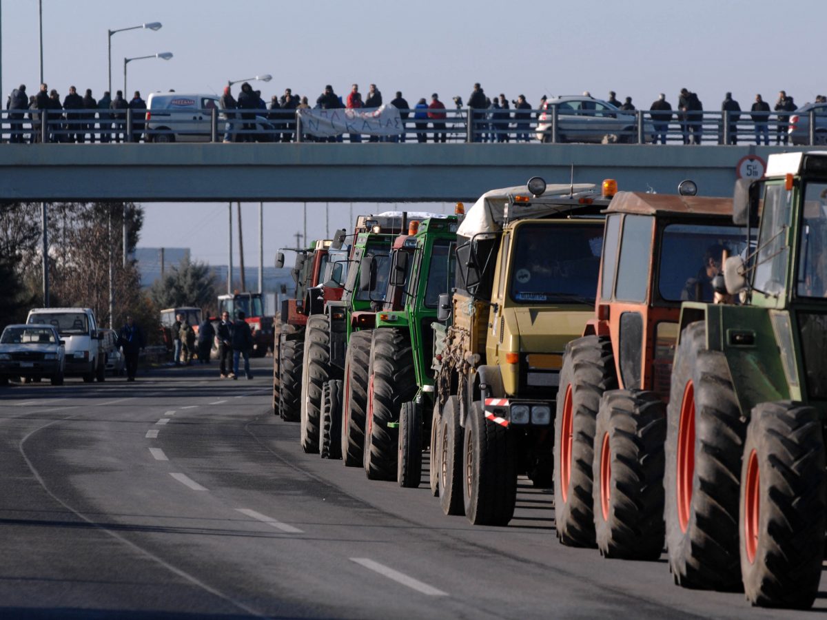 Ξεκινάνε τα αγροτικά μπλόκα από τα Τρίκαλα