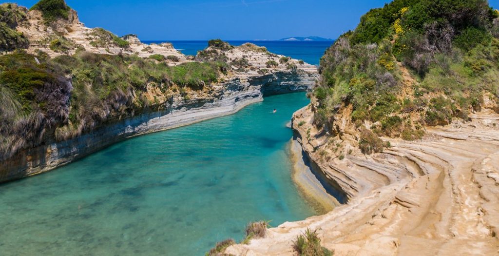 6+1 κορυφαίες παραλίες της Κέρκυρας που θες να βουτήξεις τώρα! (pic)