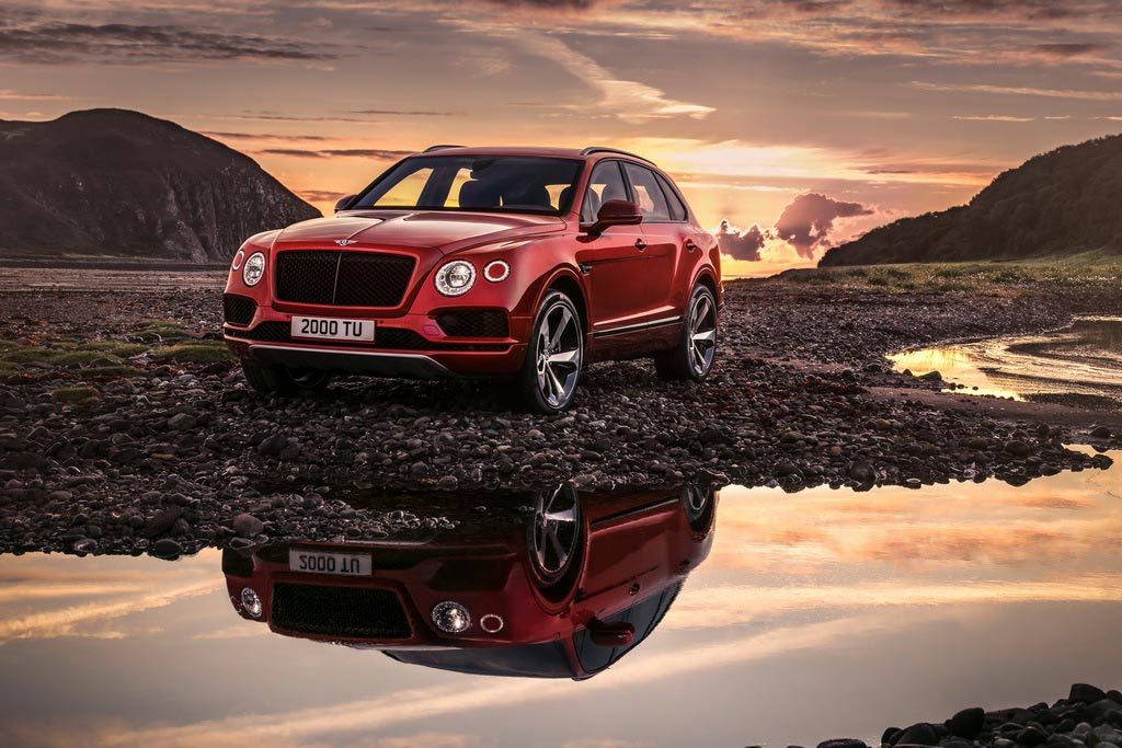 Νέο Bentley Bentayga V8