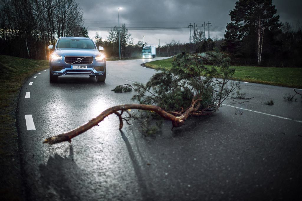 Η Volvo αναβαθμίζει την ασφάλεια