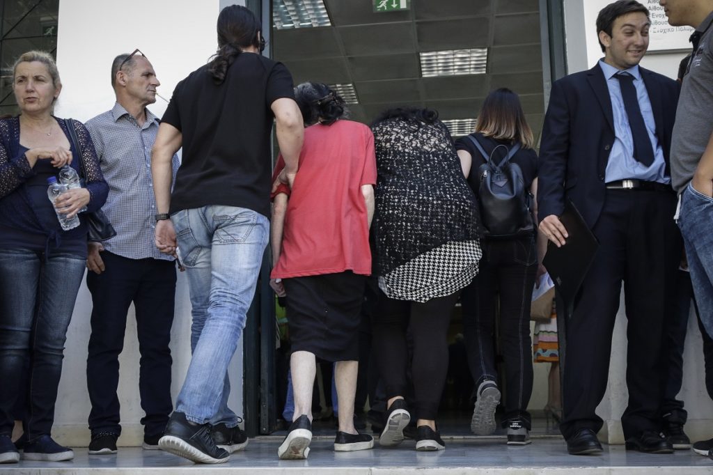 Προφυλάκιση για τη 19χρονη που ομολόγησε ότι σκότωσε το μωρό της