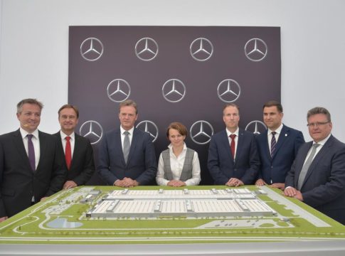 Νέες θέσεις εργασίας στο εργοστάσιο της Mercedes στο Γιαβόρ