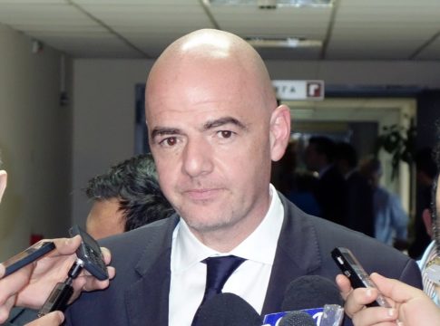 FIFA σε Βραζιλιάνους : «Σταματήστε να γκρινιάζετε»