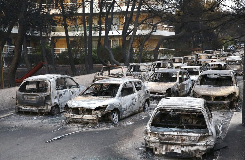 Δήμαρχος Ραφήνας: Οι νεκροί είναι πάνω από 100 – Ο Τόσκας ψεύδεται