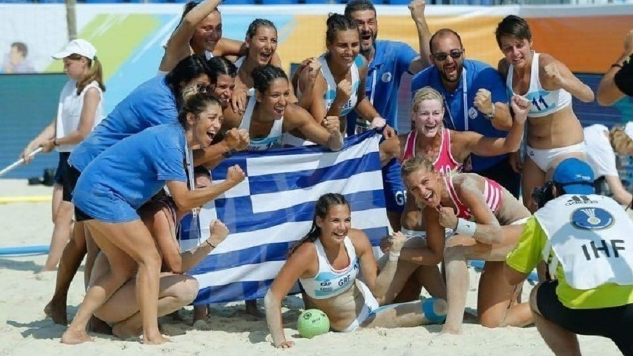 Πρωταθλήτρια κόσμου η Εθνική beach handball γυναικών! (vid)