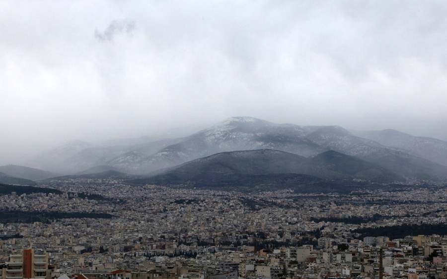 Καιρός: Έκτακτο δελτίο επιδείνωσης – Χιόνια, βροχές και καταιγίδες από το βράδυ