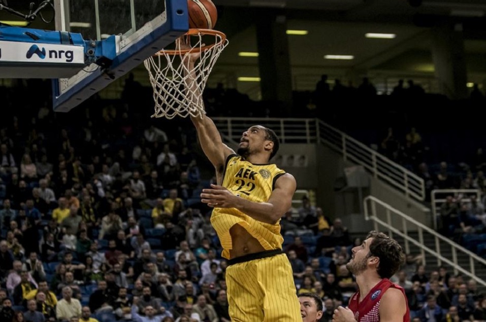 ΑΕΚ – Φουενλαμπράδα 78-71