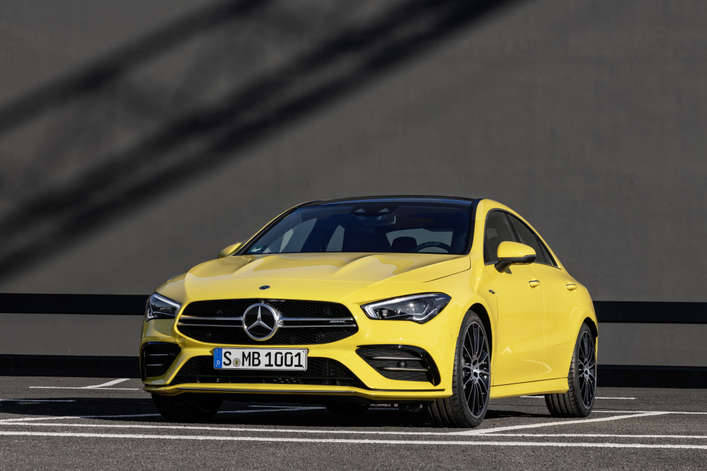 Νέα Mercedes-AMG CLA 35 4MATIC