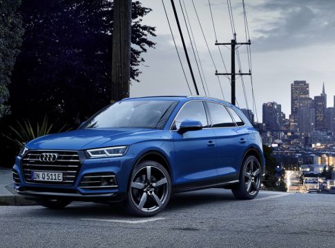 Νέο Audi Q5 55 TFSI e quattro με plug-in υβριδική τεχνολογία