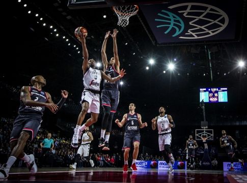 Βίρτους Μπολόνια – Μπάμπεργκ 67-50