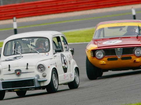 Δυναμική παρουσία των Abarth και Alfa Romeo στο Silverstone Classic