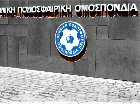 Το ερασιτεχνικό ποδόσφαιρο καταρρέει κι αυτοί χτενίζονται