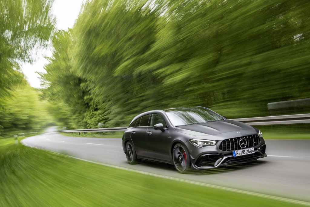 Νέα Mercedes-AMG CLA 45 4MATIC+ Shooting Brake