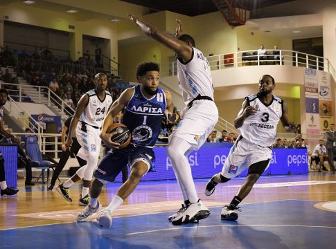 Από την Λάρισα στην Στρασμπούρ ο Ρέινολντς (pic)