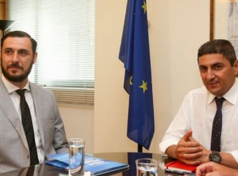 Αυγενάκης: «Δεν μπορούμε να μένουμε στις απαγορεύσεις, θέλουμε μετακινήσεις φιλάθλων»