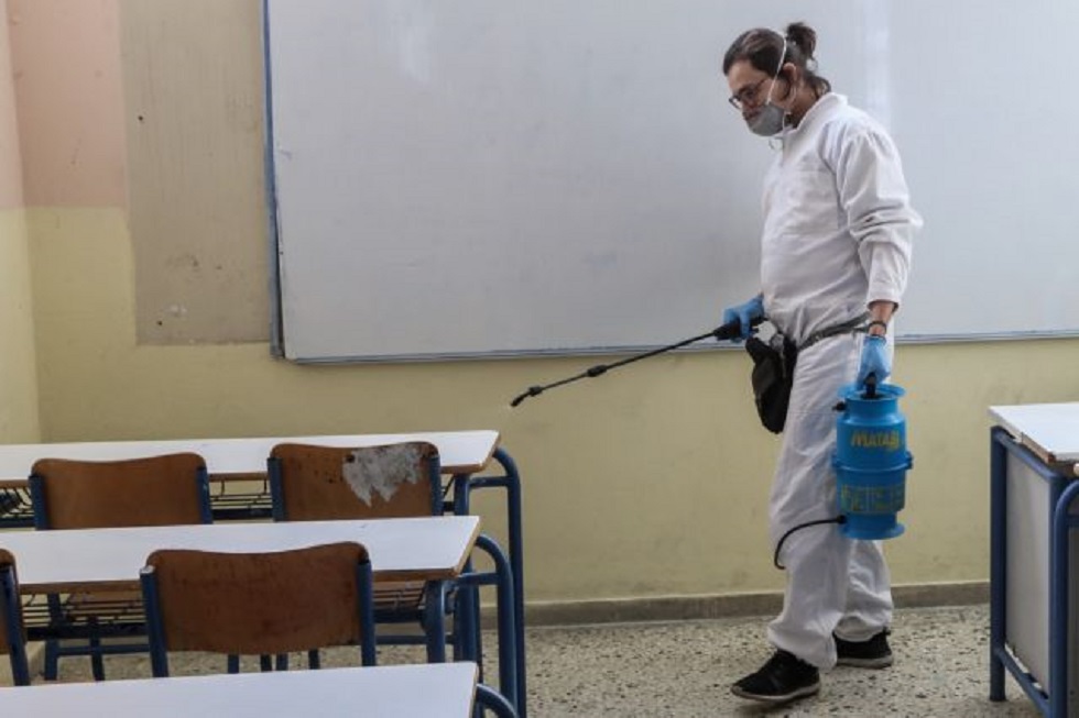 Κεραμέως για σχολεία: Υπό εξέταση να γίνουν μαθήματα το Πάσχα – Στον «αέρα» οι παρελάσεις