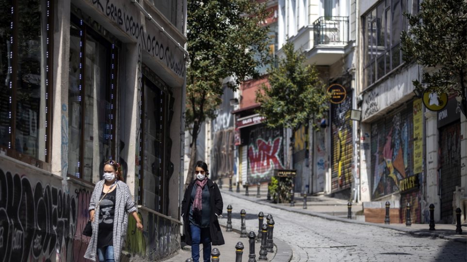 Έντονη ανησυχία για την πανδημία στην Τουρκία – Ξανά πάνω από 10.000 τα νέα κρούσματα