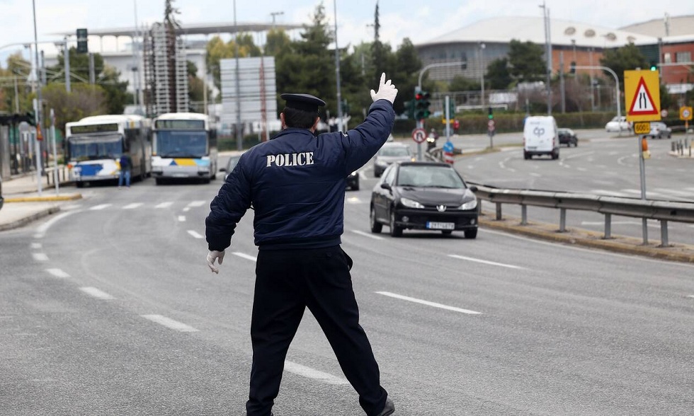 Απαγόρευση κυκλοφορίας: Πώς και πότε θα γίνει η άρση των αυστηρών μέτρων