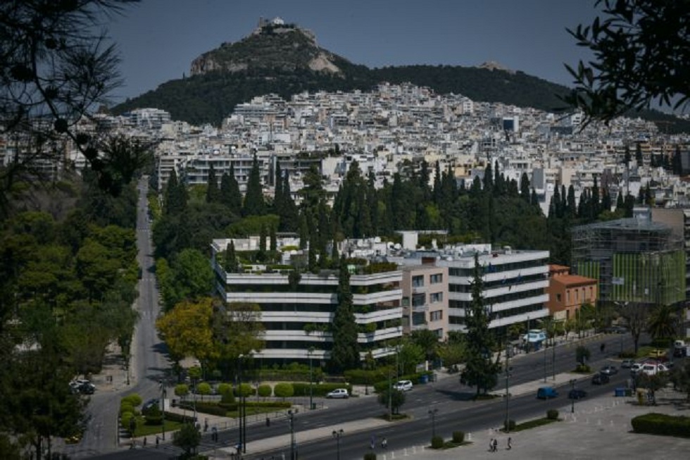 Τελική μάχη κόντρα στον κορωνοϊό – Η αυστηρή επιτήρηση των μέτρων και το φως στην άκρη του τούνελ