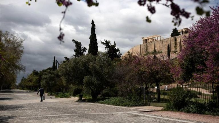 Κορωνοϊός : Τρόμος και φόβος στην Αττική για την εκτόξευση των κρουσμάτων