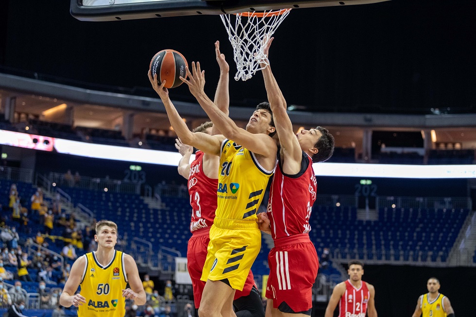 Άλμπα – Μπάγερν Μονάχου 72-90