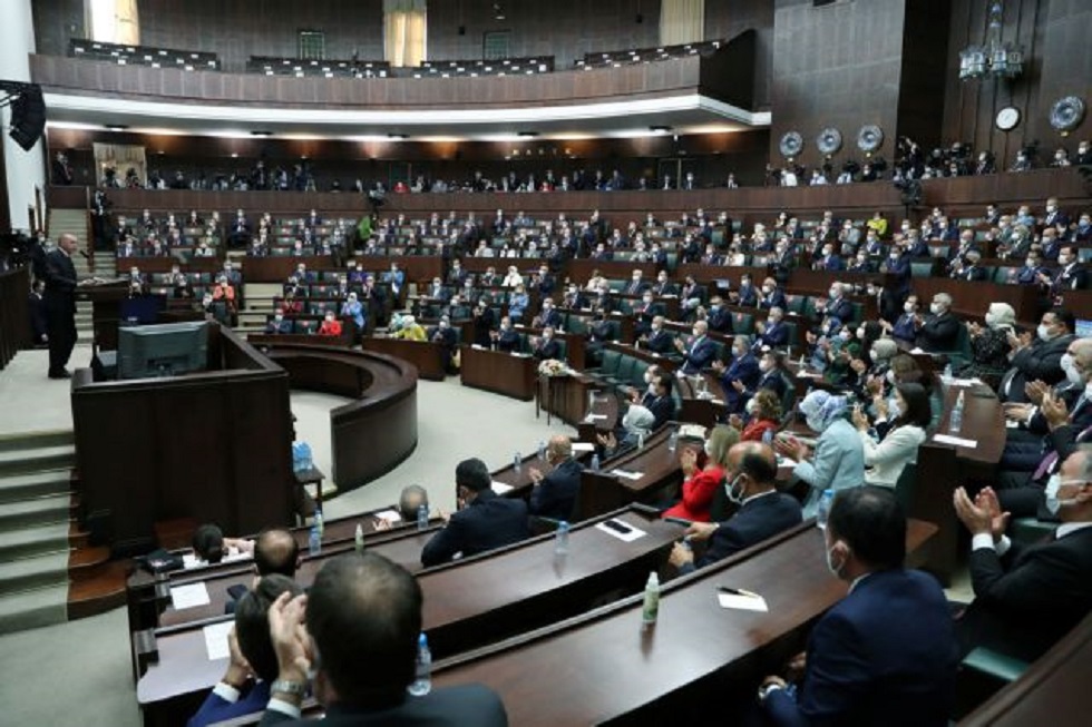 Ερντογάν : Βουλιάζει η δημοτικότητά του λόγω οικονομικής κρίσης και κορωνοϊού – Πρόωρες εκλογές ζητά η αντιπολίτευση