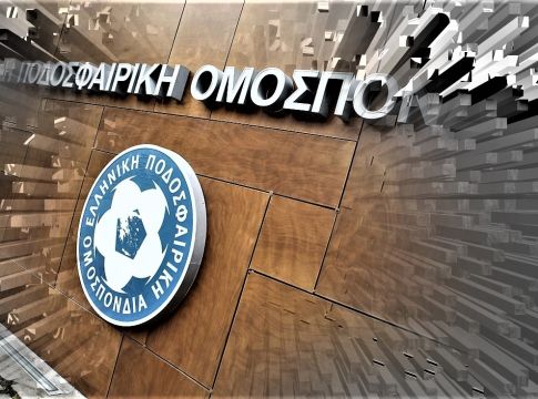 «Ομορφιές» Φιλιππούση στην ΕΠΟ