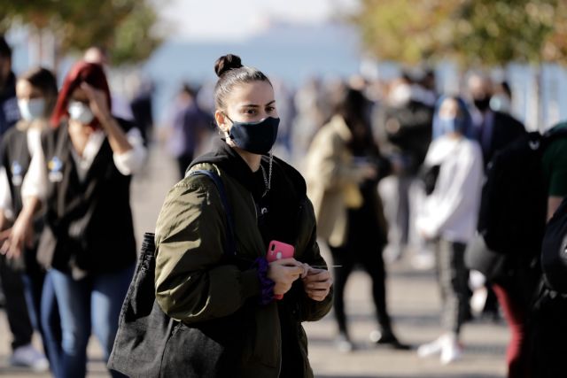 Κορωνοϊός : Ο ιός σαρώνει όλη τη χώρα – Έκτακτο σχέδιο για τη Θεσσαλονίκη μετά την έκρηξη κρουσμάτων