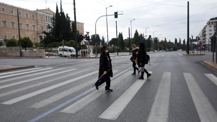 Κορωνοϊός – lockdown : Ποια περιοχή θα ακολουθήσει Σέρρες και Θεσσαλονίκη; – Φόβοι για νέο ρεκόρ κρουσμάτων την Τρίτη