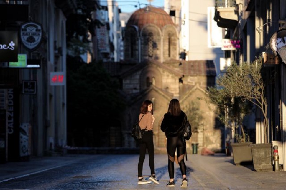 Ανησυχία ειδικών για έξαρση κρουσμάτων και διασωληνωμένων τις επόμενες ημέρες στην Αττική -Τι προβλέπουν