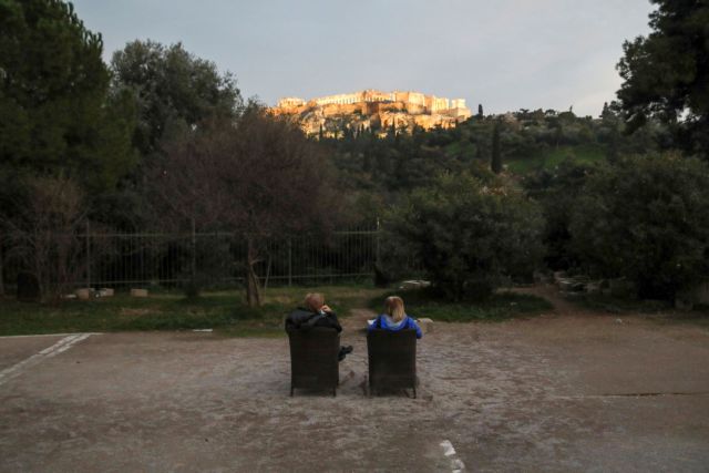 Κορωνοϊός : «Φλέγεται» η Αττική με 290 κρούσματα – Δείτε σε ποιες περιοχές εντοπίζονται