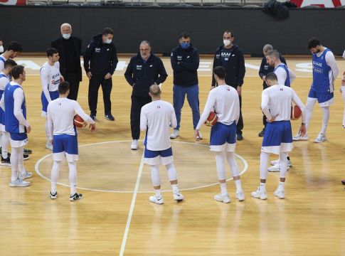 Εθνική Ελλάδας : Ολοκληρώθηκε η προετοιμασία, νέο πρόσωπο ο Παπαδάκης