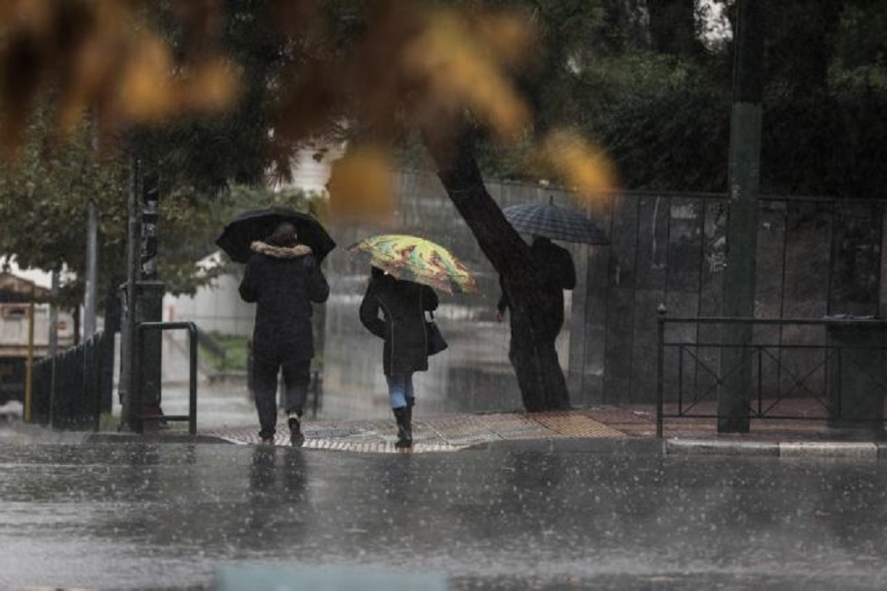 Καιρός : Πρόσκαιρη επιδείνωση με βροχές και καταιγίδες – Σε ποιες περιοχές