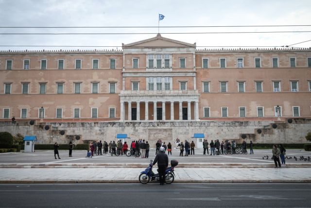 Αποκάλυψη «βόμβα» : Πρόταση για αυστηρό lockdown έως τις 25 Απριλίου για να… σωθεί το Πάσχα