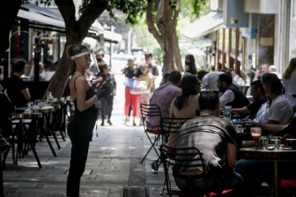 Εστίαση: Πώς θα λειτουργήσουν καφέ, μπαρ και εστιατόρια από Δευτέρα – Χωρίς μουσική και ρολά στις 22:45