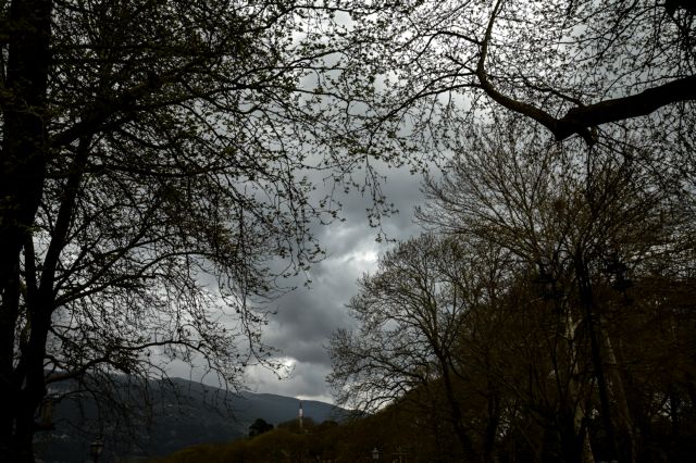 Έρχονται ισχυρές βροχές – Έκτακτο δελτίο επιδείνωσης του καιρού (vid)