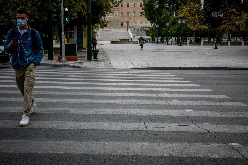 Κορωνοϊός : Έκτακτη σύσκεψη των επιδημιολόγων – Ανησυχία για την επανάκαμψη της πανδημίας (vid)