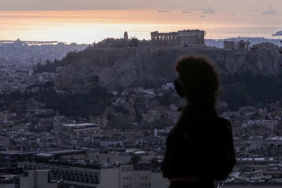 Στην τροχιά του τέταρτου κύματος της πανδημίας η Ελλάδα – Συναγερμός για την ανάσχεση της μετάλλαξης Δέλτα όσο είναι νωρίς