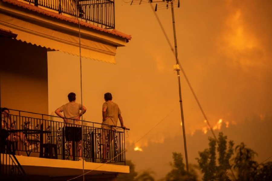 Φωτιά – Άμεσα και χωρίς γραφειοκρατία οι αποζημιώσεις στους πυρόπληκτους – Εγκρίθηκαν άλλα 500 εκατ. ευρώ