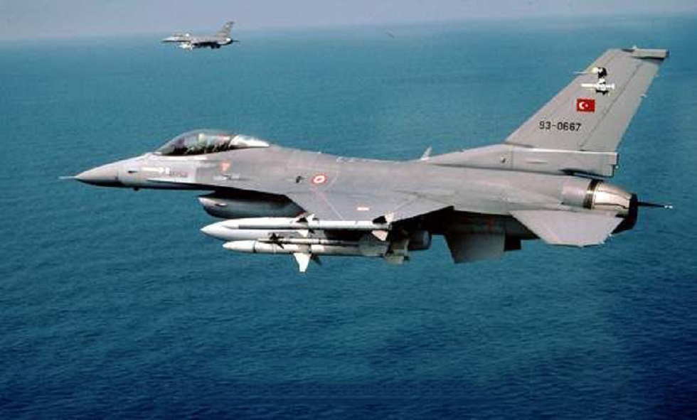 Νέες τουρκικές προκλήσεις – Υπερπτήσεις F-16 σε Ανθρωποφάγους και Μακρονήσι