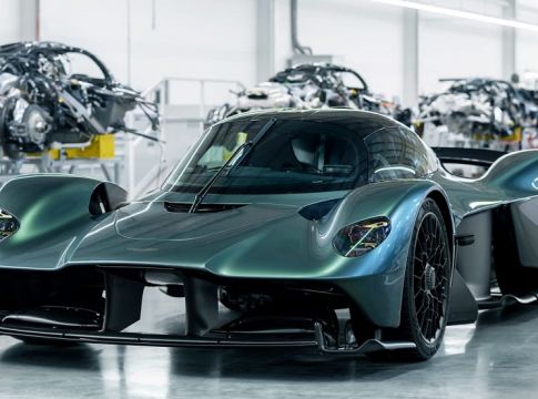 Έναρξη παραγωγής για την Aston Martin Valkyrie