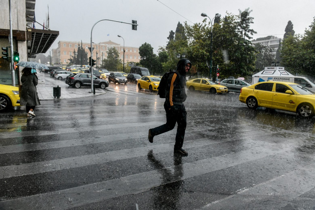 Καιρός – Έρχονται βροχές και καταιγίδες – Δείτε πού θα «χτυπήσουν»