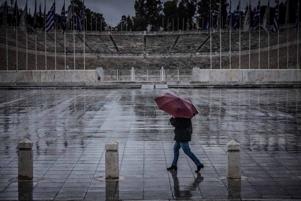 Καιρός – Έκτακτο δελτίο ΕΜΥ: Επιδείνωση με βροχές, καταιγίδες και πτώση της θερμοκρασίας