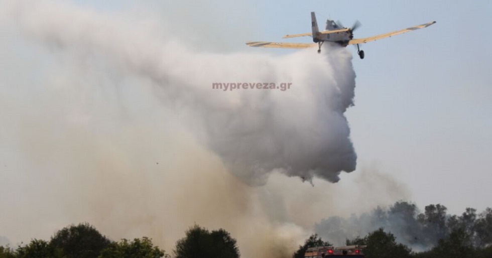 Πρέβεζα: Πυρκαγιά στην περιοχή της Βρυσούλας – Απειλεί οικισμό