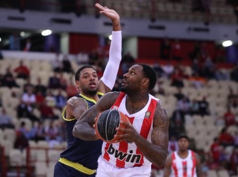 LIVE: Ολυμπιακός – Λαύριο 98-61 (Τελικό)