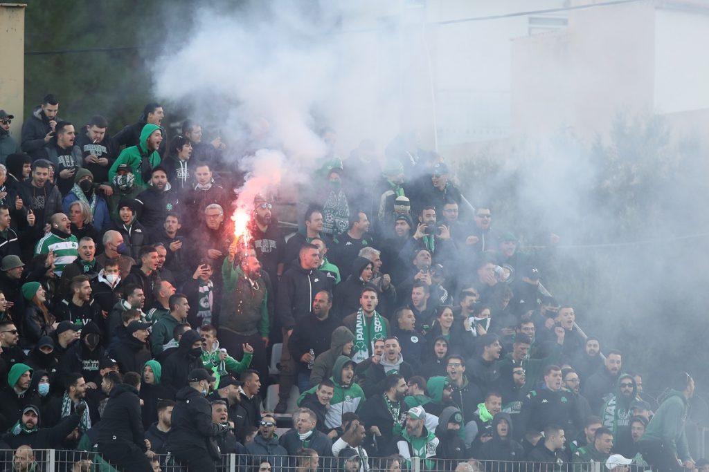 Επεισόδια και δακρυγόνα στη Λιβαδειά (Pics)